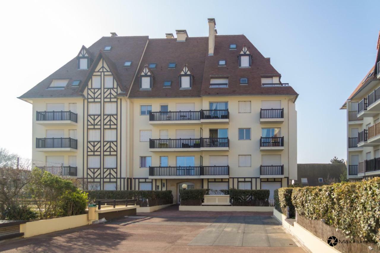 Studio Moderne Acces Plage, Piscine Et Tennis กาบูร์ก ภายนอก รูปภาพ