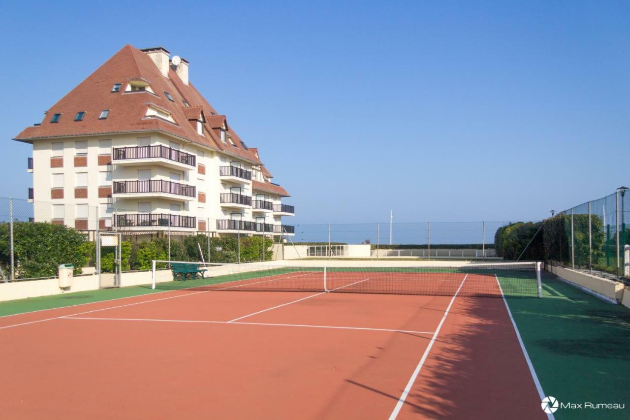 Studio Moderne Acces Plage, Piscine Et Tennis กาบูร์ก ภายนอก รูปภาพ